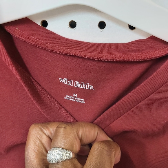 Wild Fable Girls grey and maroon red med XS and med Cropped Top - Picture 10 of 17